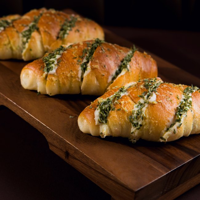 Garlic Cheese Shio Pan